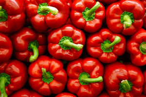 What useful properties gives Bulgarian sweet pepper!