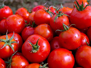 What are the beneficial properties of tomatoes!